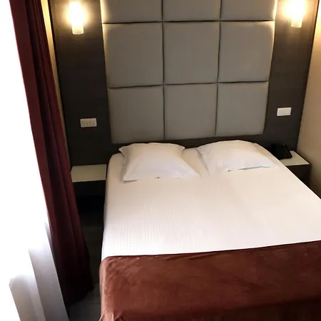 Hotel Phenix-2